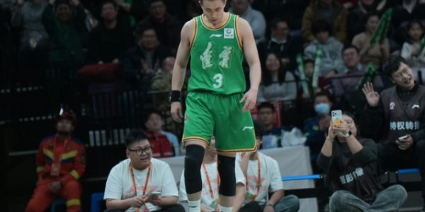 辽宁男篮VS新疆！杨鸣输球或下课，威尔斯爆发，央视直播