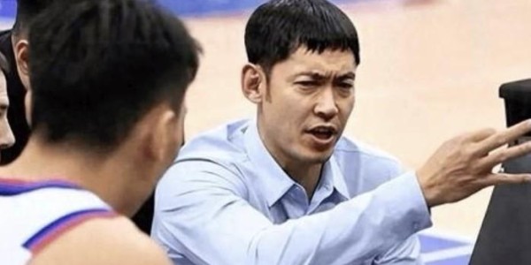 金沙娱乐城app下载-张庆鹏：大家要放下球星光环、摘下面具，关键时刻要有人能站出来
