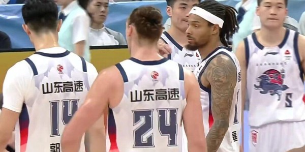 山东男篮惨败，邱彪赛后爆粗：觉得很丢人，有球员就不是职业球员